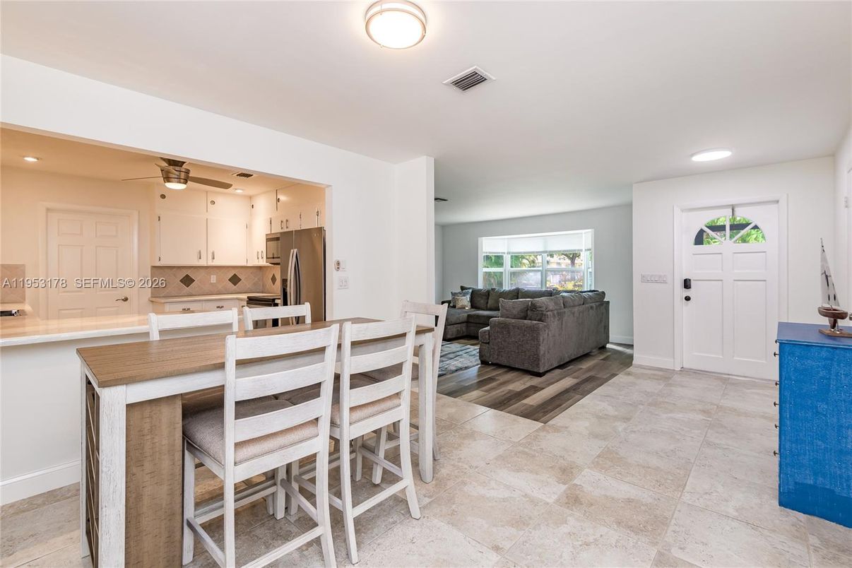Dining room, Interior, Kitchen, Living room, Recessed Lighting