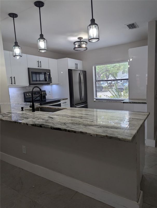 Interior, Kitchen, Pendant Lights, Stainless Steel Appliances