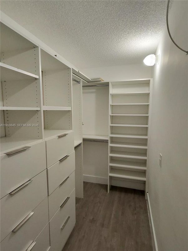 Interior, Walk-in Closets, Wood Texture Flooring