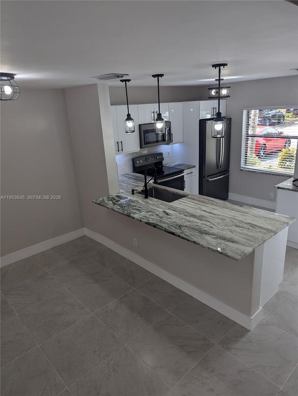 Interior, Kitchen, Pendant Lights, Stainless Steel Appliances