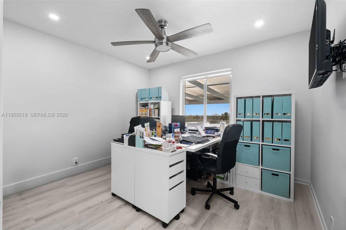 Home Office, Interior, Recessed Lighting, Wood Texture Flooring