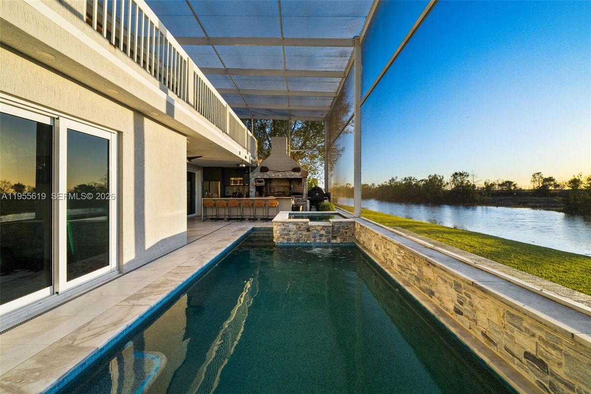 Exterior, Pool, Sun Room, Water