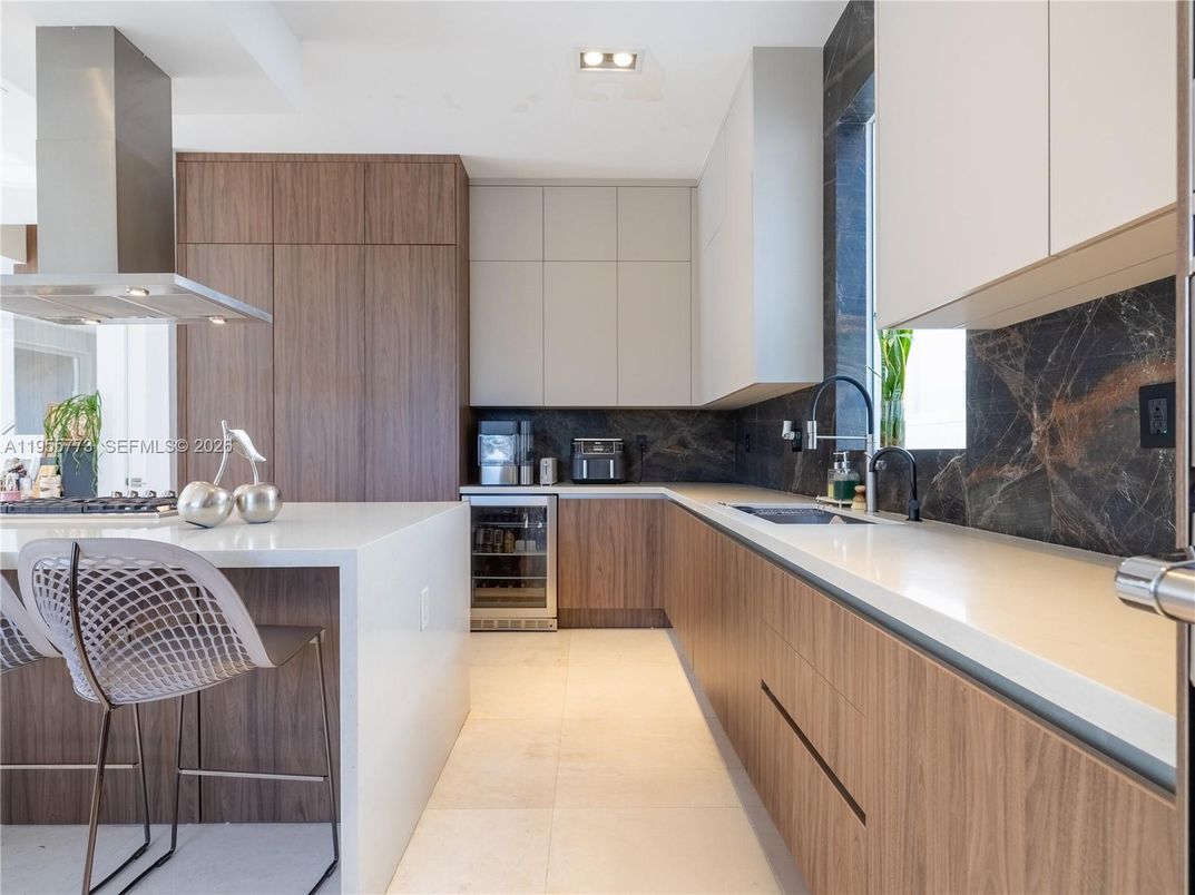 Interior, Kitchen, Recessed Lighting