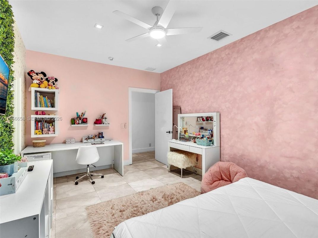 Bedroom, Home Office, Interior, Recessed Lighting