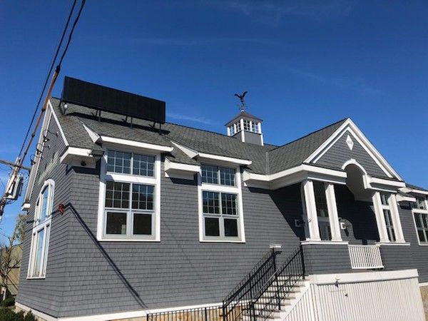 Exterior, Facade, Rowhouse