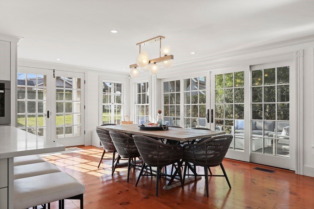 Dining room, Interior, Pendant Lights, Recessed Lighting, Wood Texture Flooring