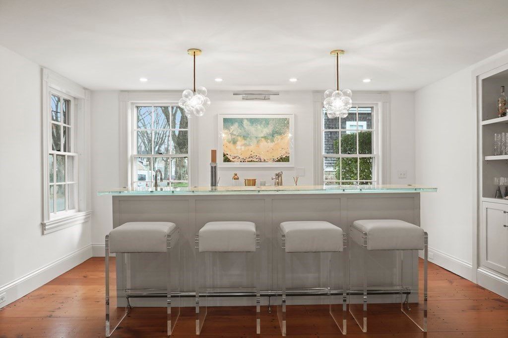 Interior, Pendant Lights, Recessed Lighting, Wood Texture Flooring