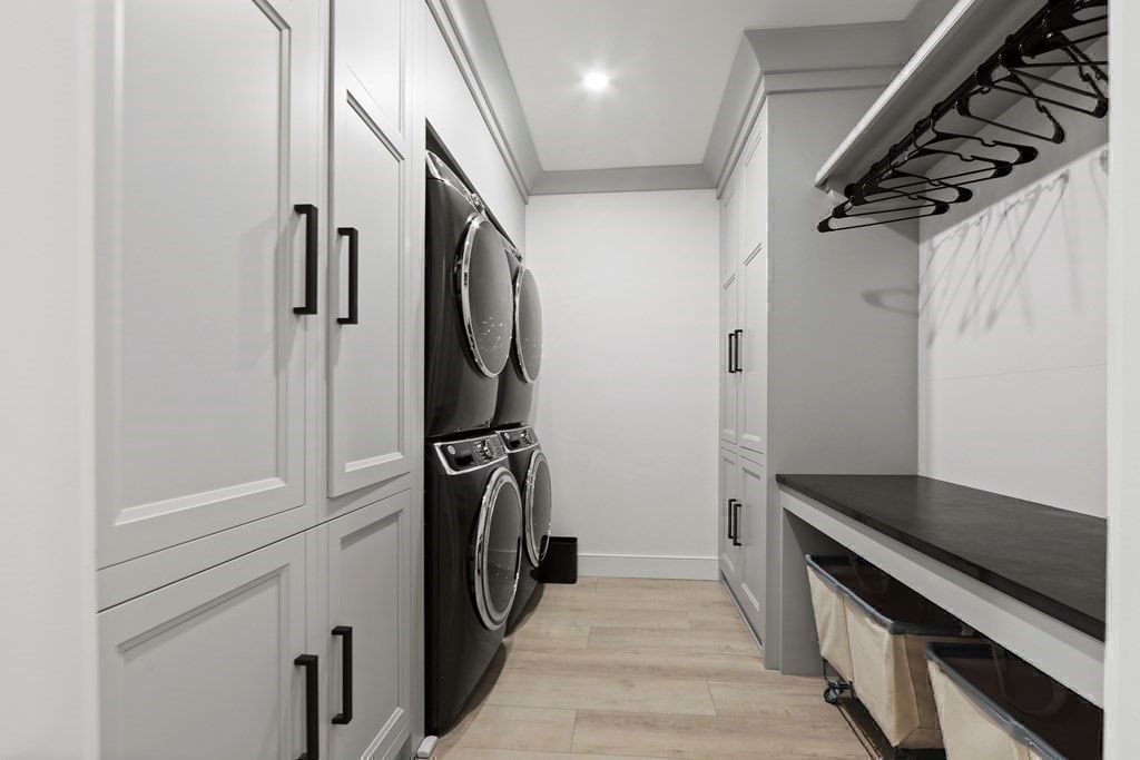 Interior, Recessed Lighting, Utility Closets, Washer, Wood Texture Flooring