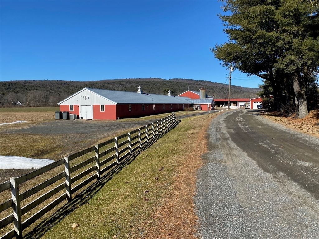 Backyard, Detached Garage, Exterior
