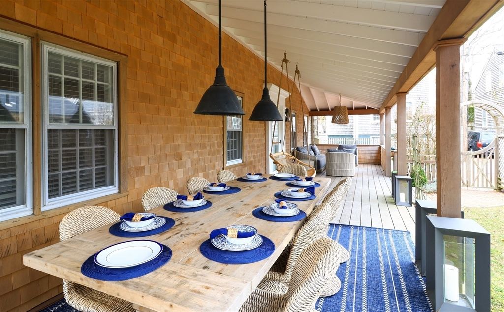 Exterior, Pendant Lights