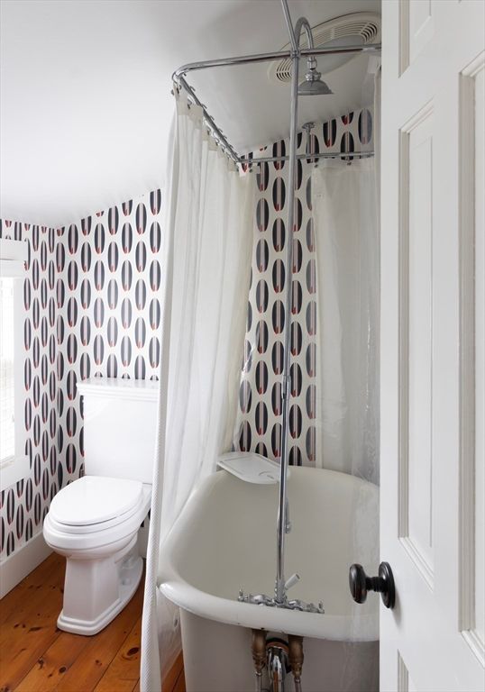 Bathroom, Free Standing Baths, Interior, Wood Texture Flooring