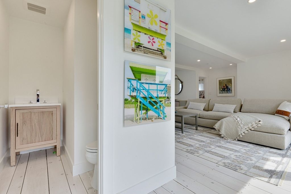 Bathroom, Bedroom, Interior, Recessed Lighting, Wood Texture Flooring