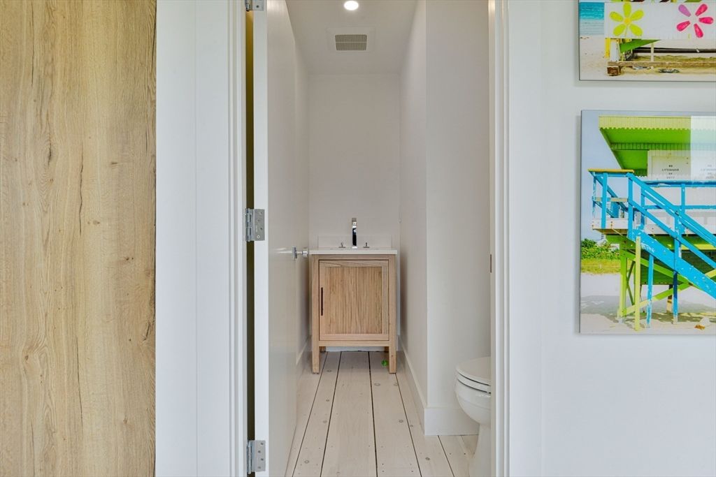 Bathroom, Interior, Recessed Lighting, Wood Texture Flooring