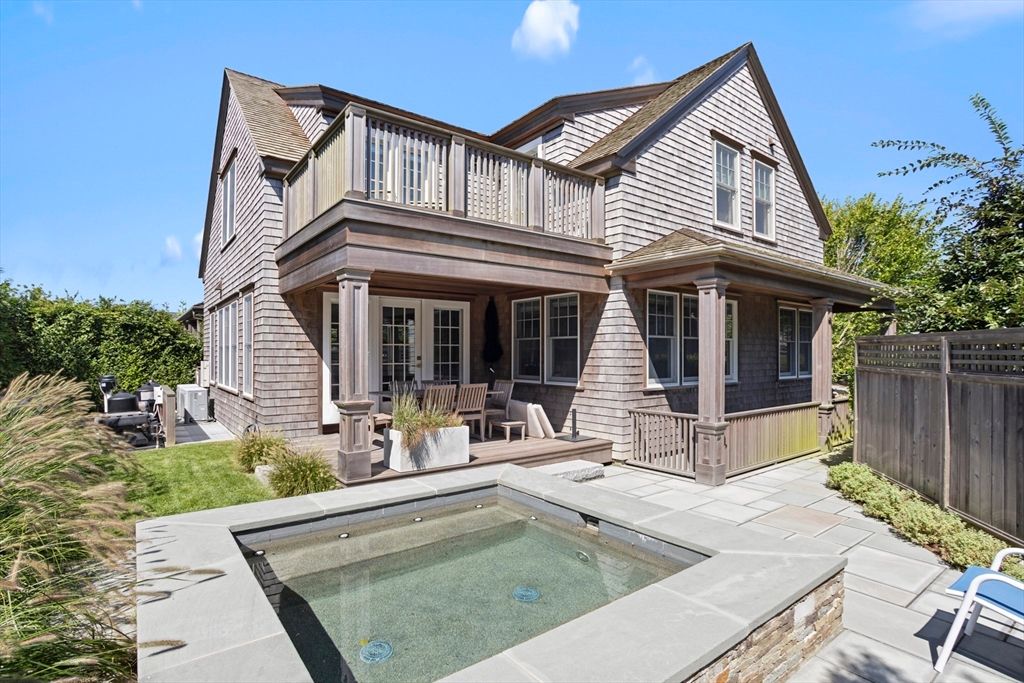 Exterior, Hot Tub, Pool