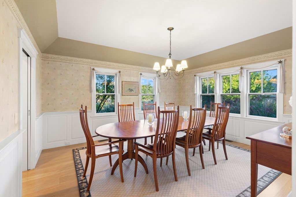 Chandelier, Dining room, Interior, Wood Texture Flooring