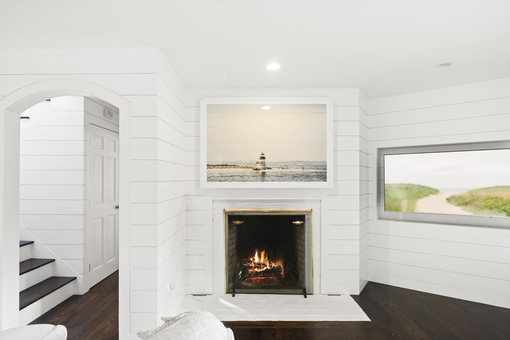 Fireplace, Interior, Recessed Lighting, Wood Texture Flooring