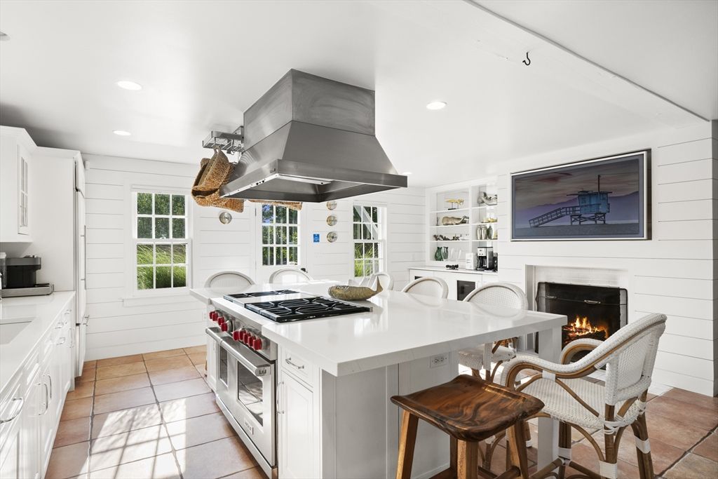 Fireplace, Interior, Kitchen, Recessed Lighting, Stainless Steel Appliances