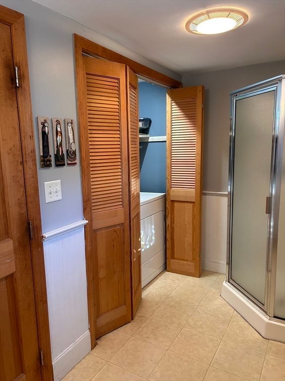 Interior, Utility Closets, Washer