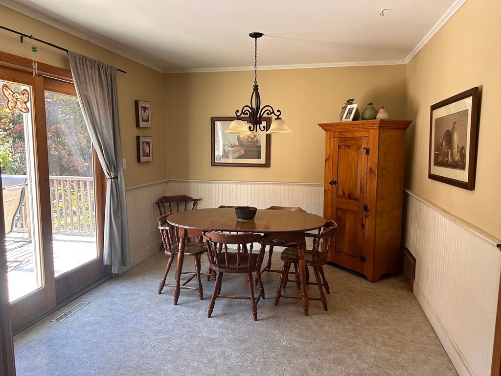 Dining room, Interior, Pendant Lights