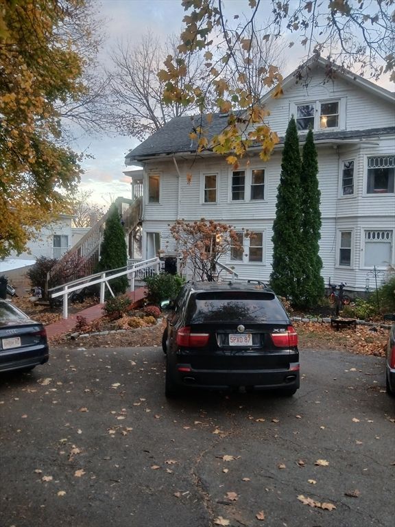 Exterior, Facade, Queen Anne Victorian