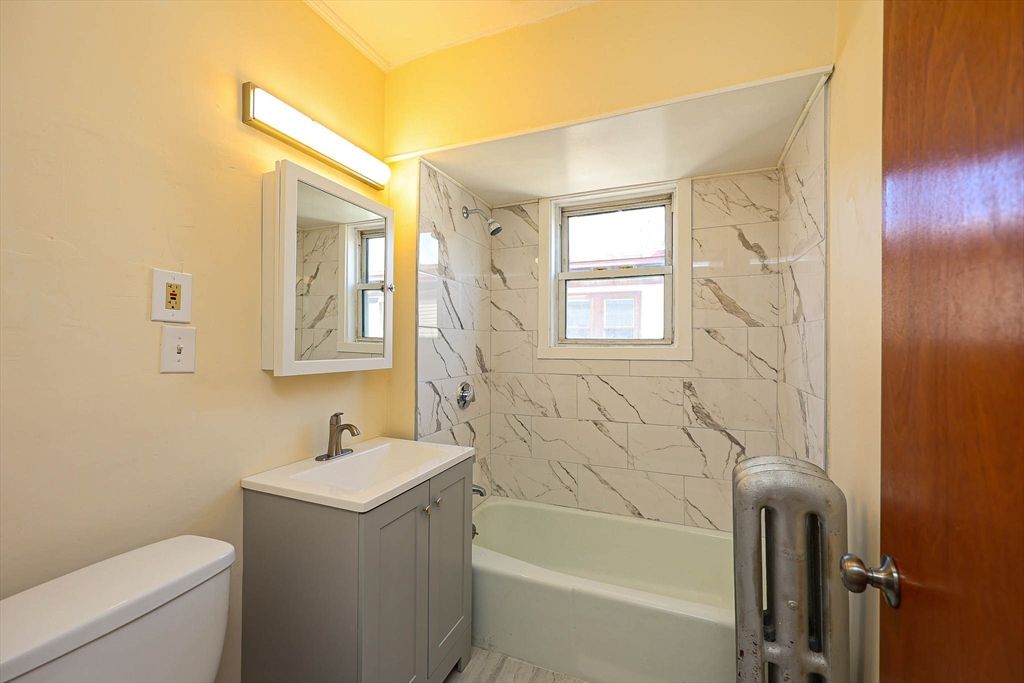 Bathroom, Interior, Marble Walls