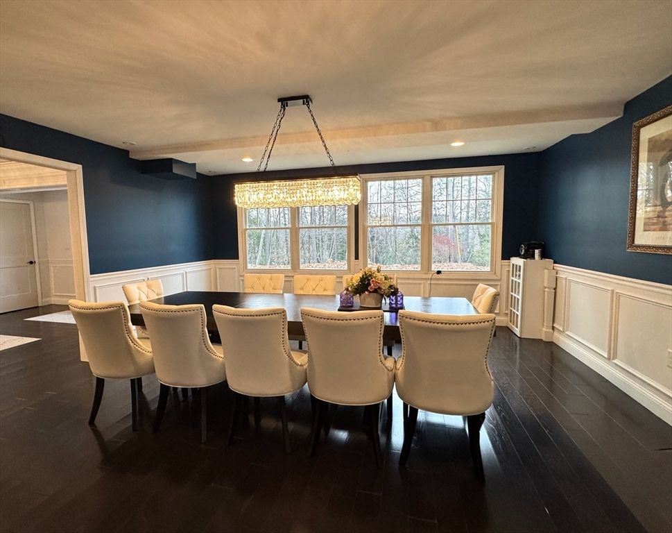 Dining room, Interior, Recessed Lighting, Wood Texture Flooring