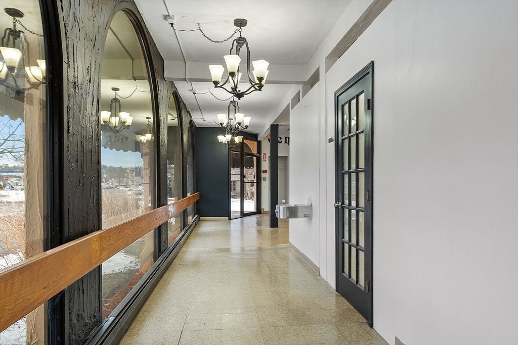 Chandelier, Interior