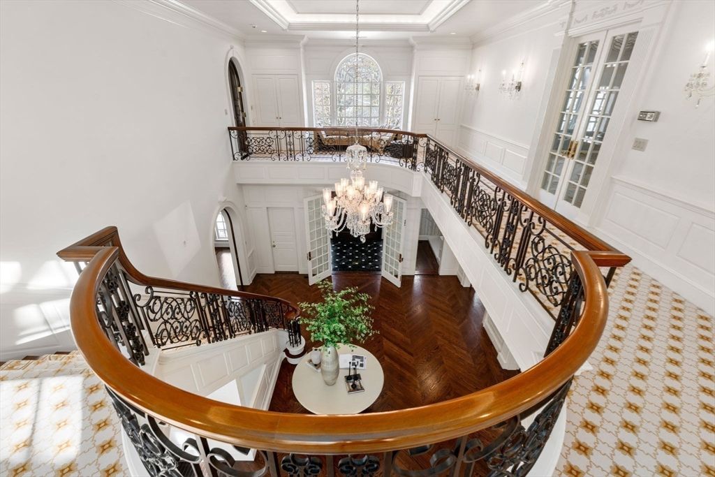 Chandelier, Interior, Recessed Lighting, Wood Texture Flooring