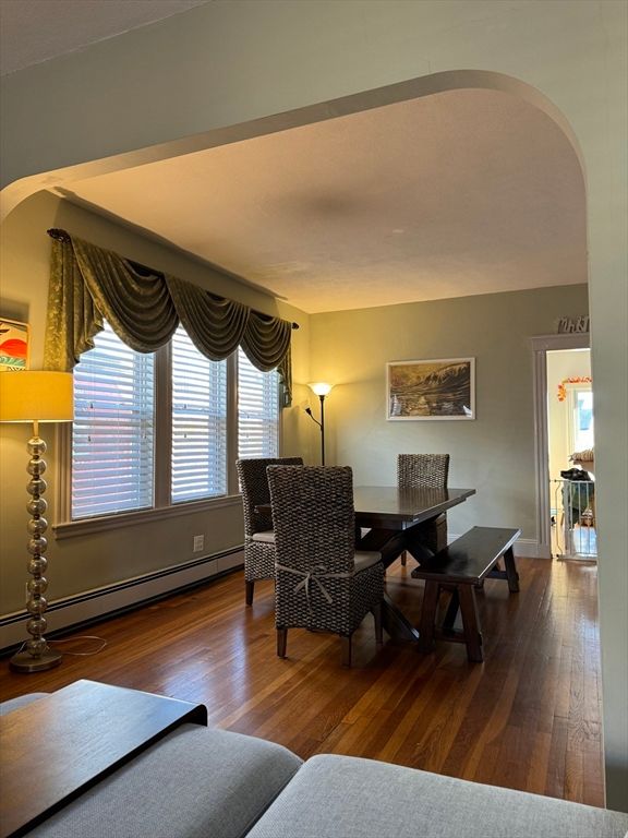 Dining room, Interior, Wood Texture Flooring