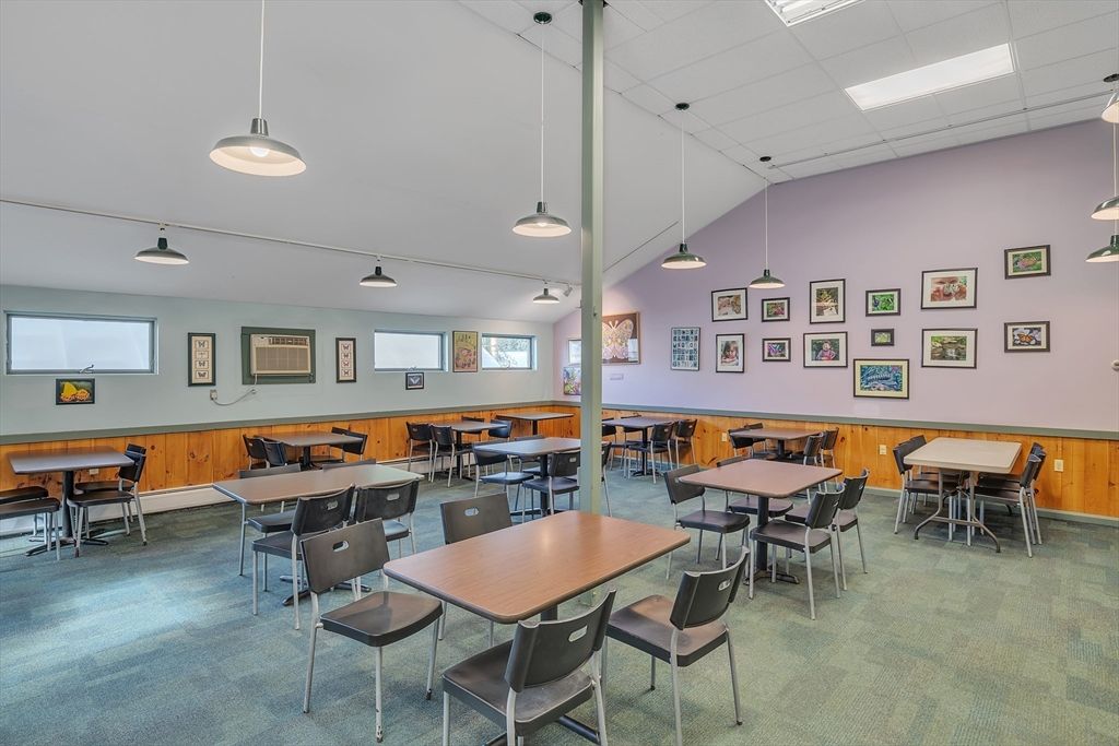Dining room, Interior, Pendant Lights