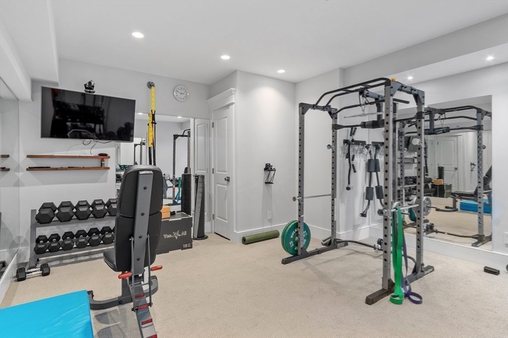 Fitness Equipment, Interior, Recessed Lighting