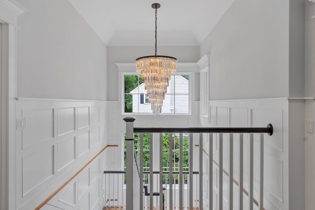 Chandelier, Interior