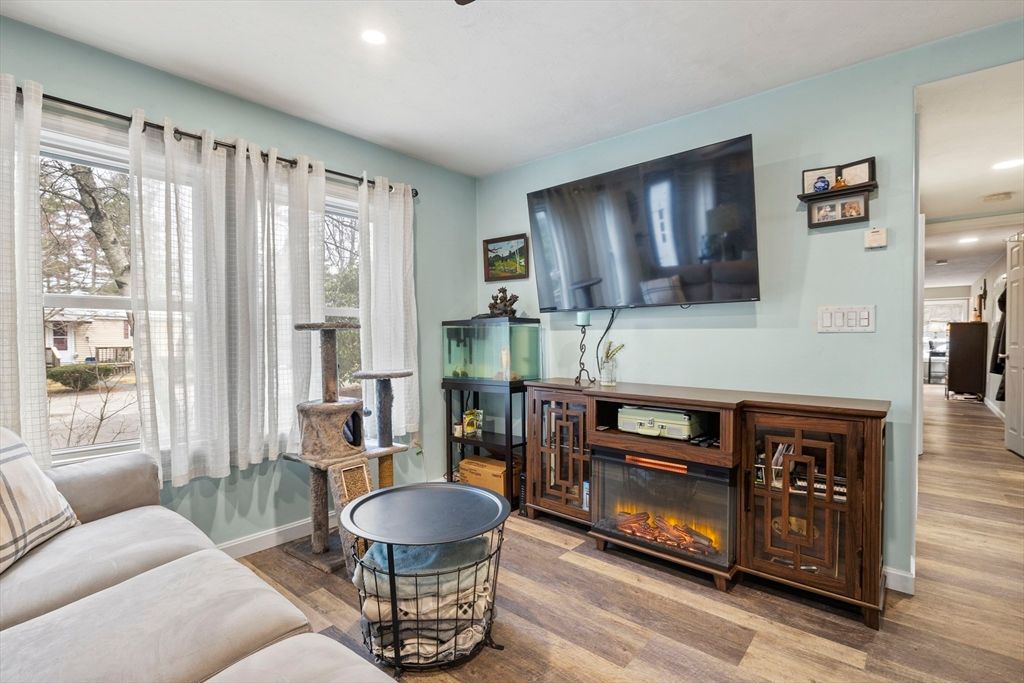 Fireplace, Interior, Recessed Lighting, Wood Texture Flooring