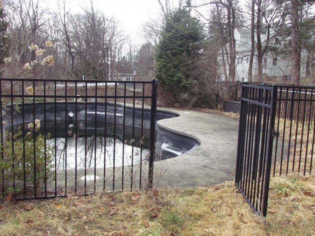 Backyard, Exterior, Pool