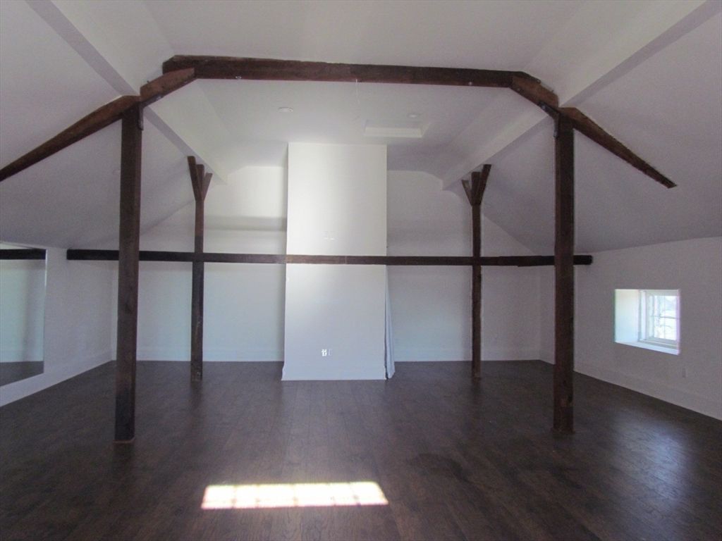 Empty room, Interior, Wooden Beams, Wood Texture Flooring