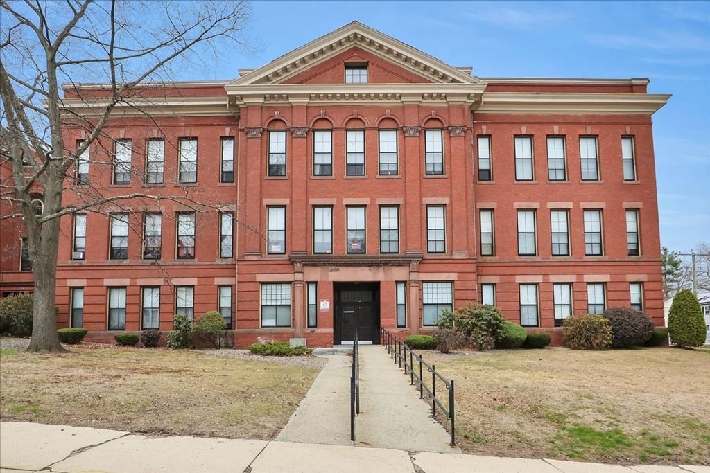 Exterior, Facade, Chicago School