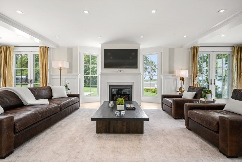 Fireplace, Interior, Living room, Recessed Lighting