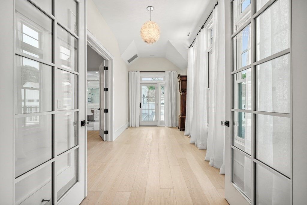 Chandelier, Interior, Wood Texture Flooring