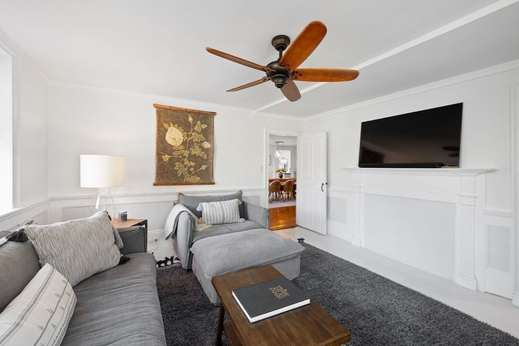 Interior, Living room