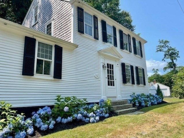 Exterior, Facade, Georgian