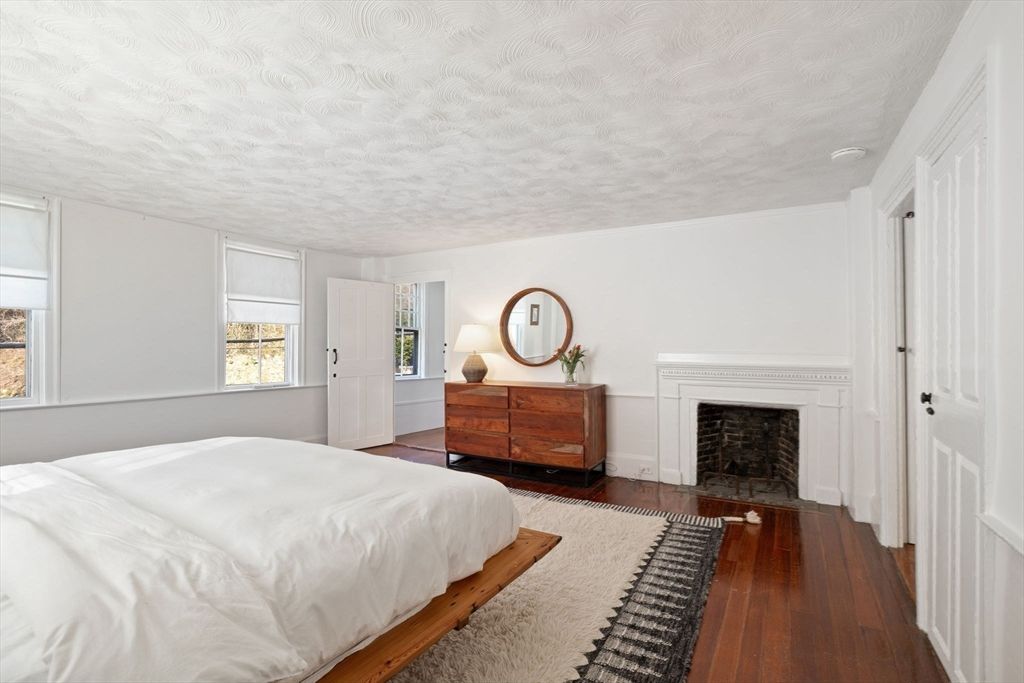 Bedroom, Fireplace, Interior, Wood Texture Flooring