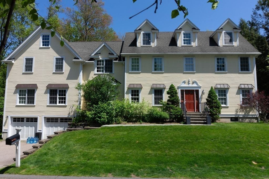 Attached, Exterior, Facade, Georgian