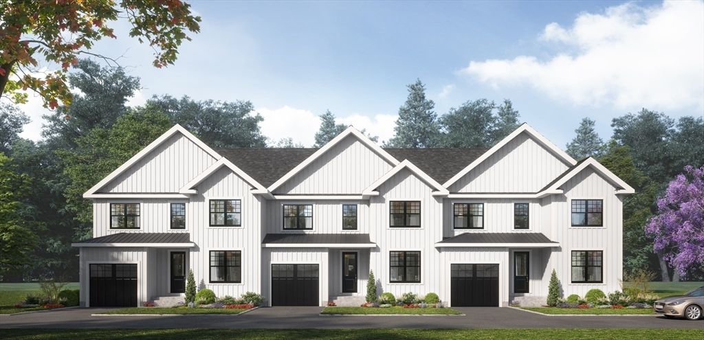 Attached, Exterior, Facade, Farmhouse