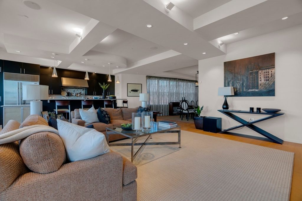 Interior, Kitchen, Living room, Pendant Lights, Recessed Lighting