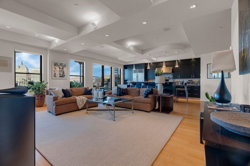 Interior, Kitchen, Living room, Pendant Lights, Recessed Lighting, Wood Texture Flooring