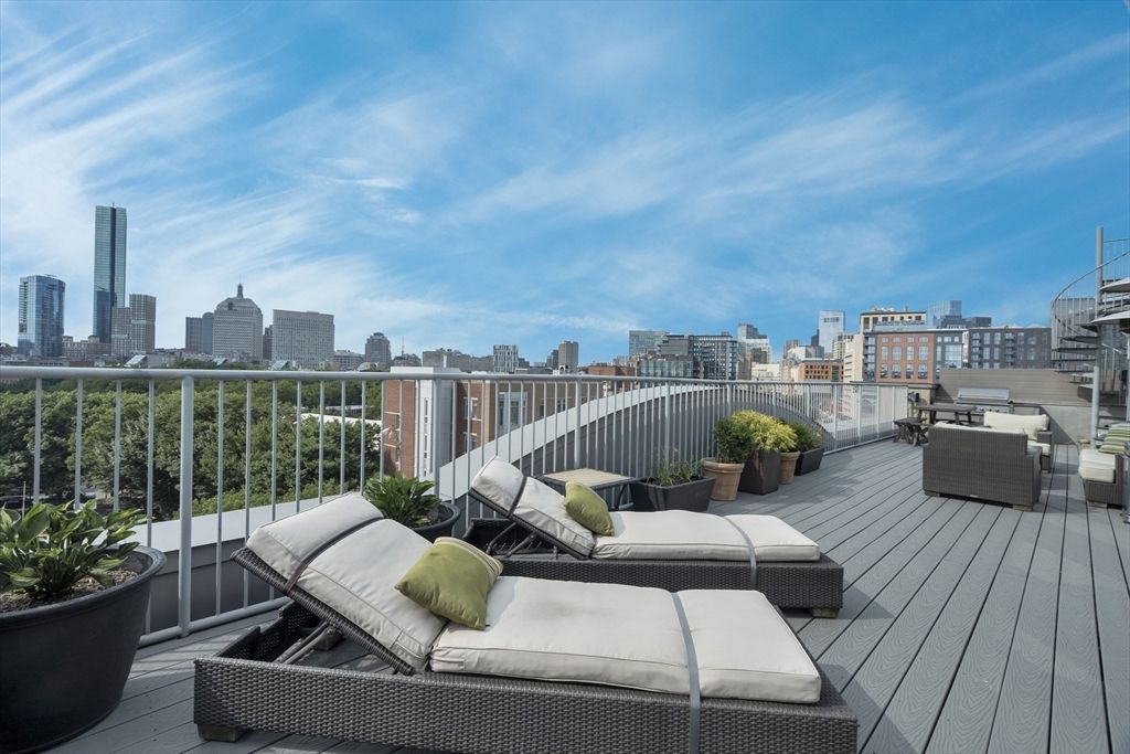 Exterior, Other, Skyline