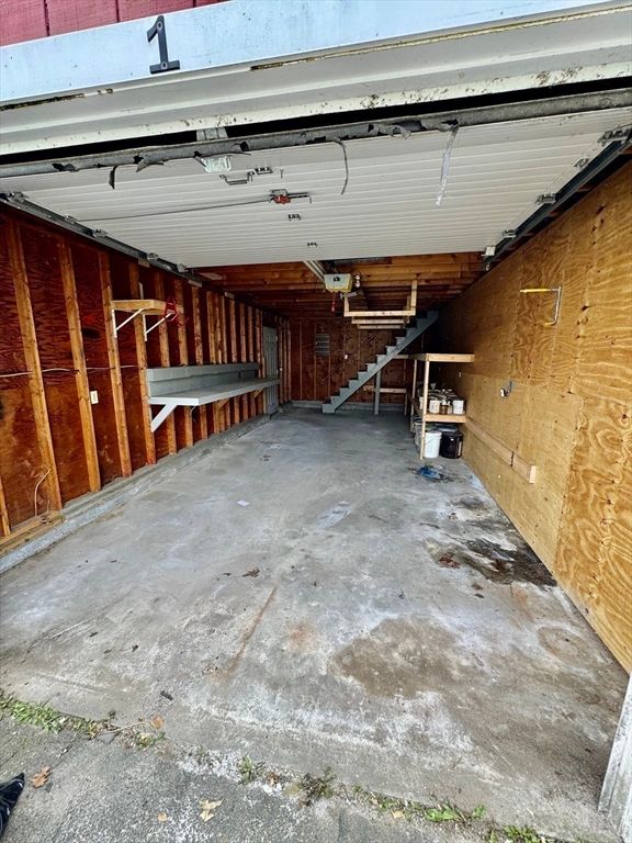 Garage, Interior, Wooden Walls