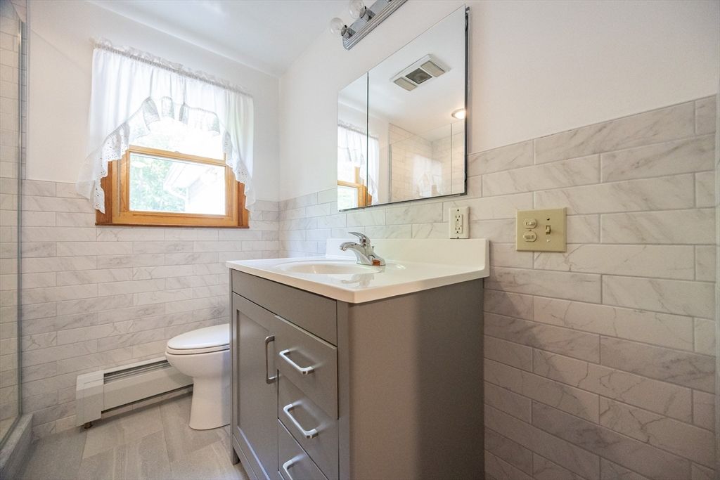 Bathroom, Interior, Marble Walls