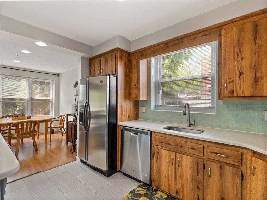 Dining room, Interior, Kitchen, Recessed Lighting, Stainless Steel Appliances, Wood Texture Flooring