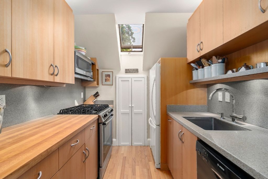 Interior, Kitchen, Wood Texture Flooring
